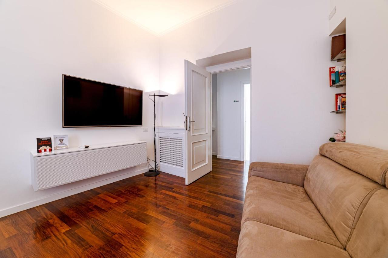 Saint Peter House Station Apartment โรม ภายนอก รูปภาพ